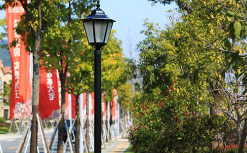 装卡若庭院灯避坑指南:庭院路灯防雷接地要点 装卡若庭院灯避坑指南:庭院路灯防雷接地要点
