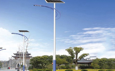 卡若卡若太阳能路灯价格差在哪？影响造价的4大核心因素揭秘